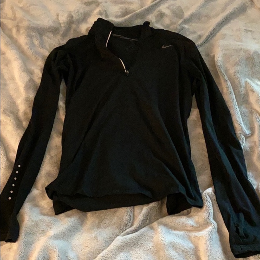 Nike dry fit long sleeve shirt